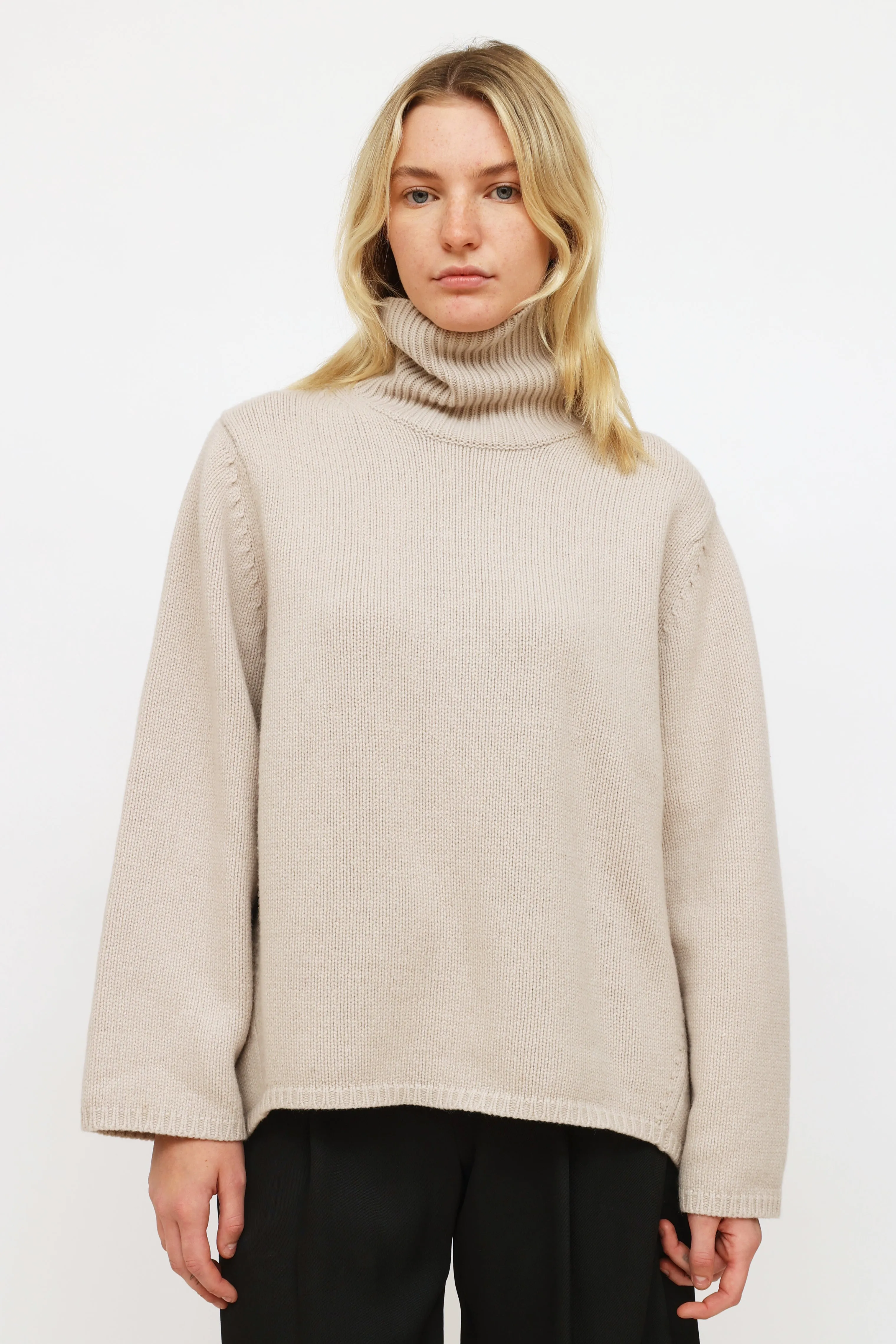 Grey Wool Knit Turtleneck Sweater