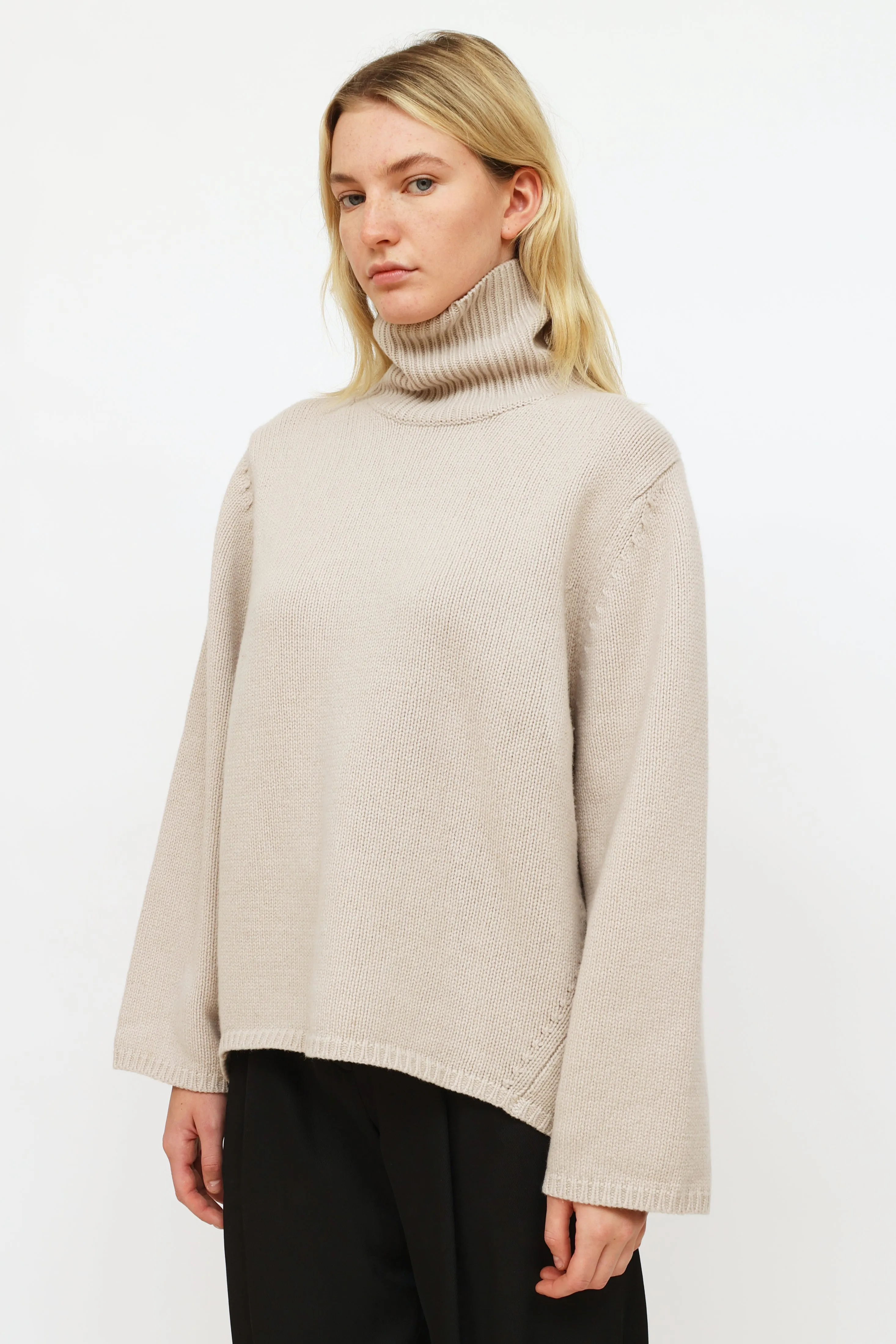 Grey Wool Knit Turtleneck Sweater