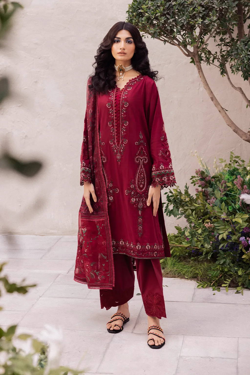 Iznik Dahlia Lawn Collection – DL-01 Embroidered Lawn