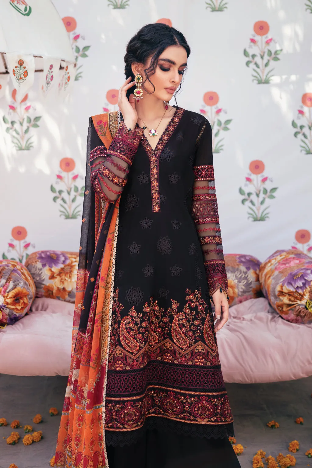 IZNiK Mizaj Festive Eid Lawn Collection 2022  – ML-02 Naaneen