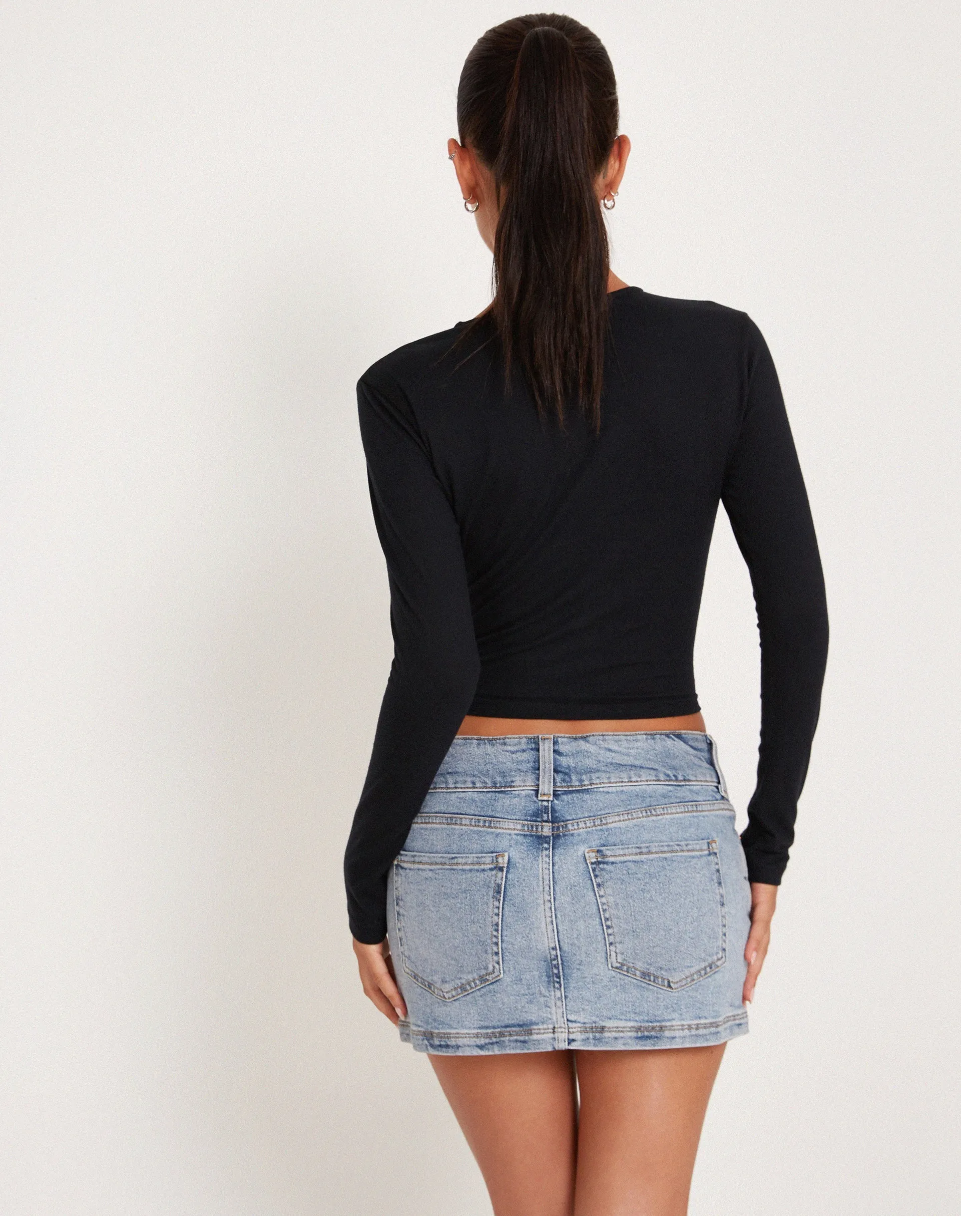 Low Rise Mini Skirt in Light Wash Blue